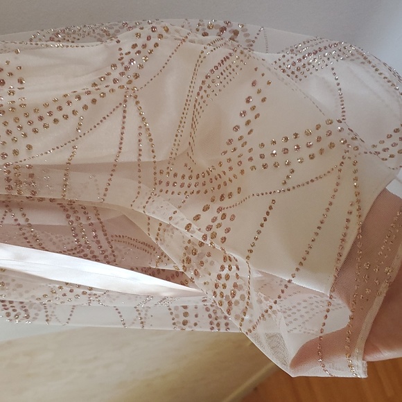 Formal Dress - Picture 2 of 3